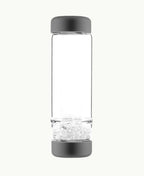VitaJuwel inu! Trinkflasche „Lava Grey“ mit Bergkristall